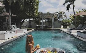 White Palm Uluwatu - Wellness & Recovery Retreat - 2 Min Walk To Balangan Beach
